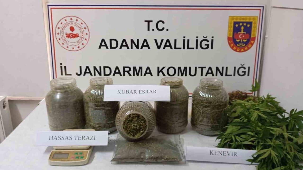 Adana’da bidonlara saklanmış uyuşturucu madde ele geçirildi