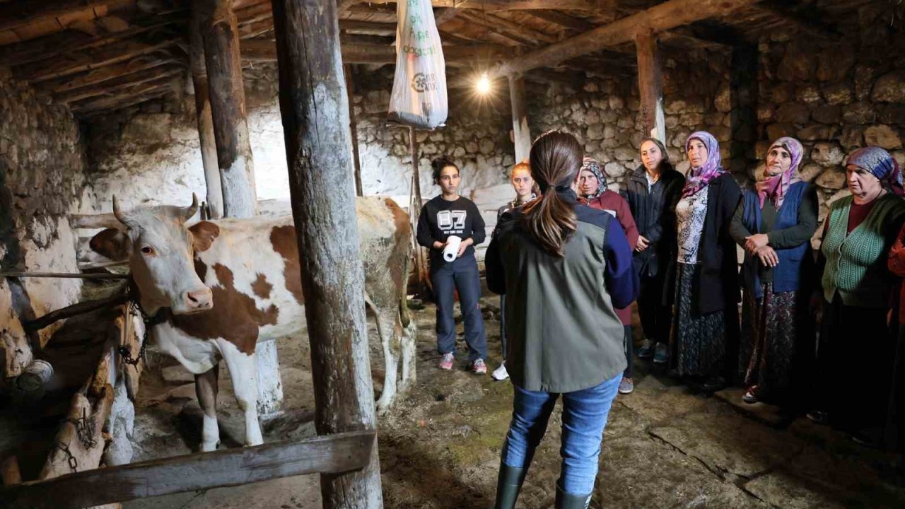 Kars’ta kadın çiftçilere eğitim verildi