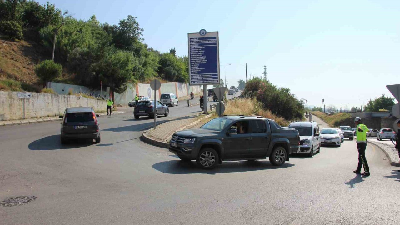 Aydın’da trafik ekiplerinden “LGS” nöbeti