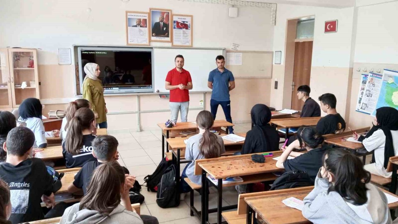 Hisarcık’ta ortaokul öğrencilerine Anadolu Lisesi tanıtıldı