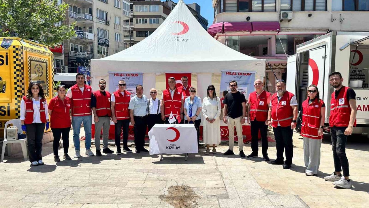 Manisa’da Türk Kızılay kurban bağış standı açıldı