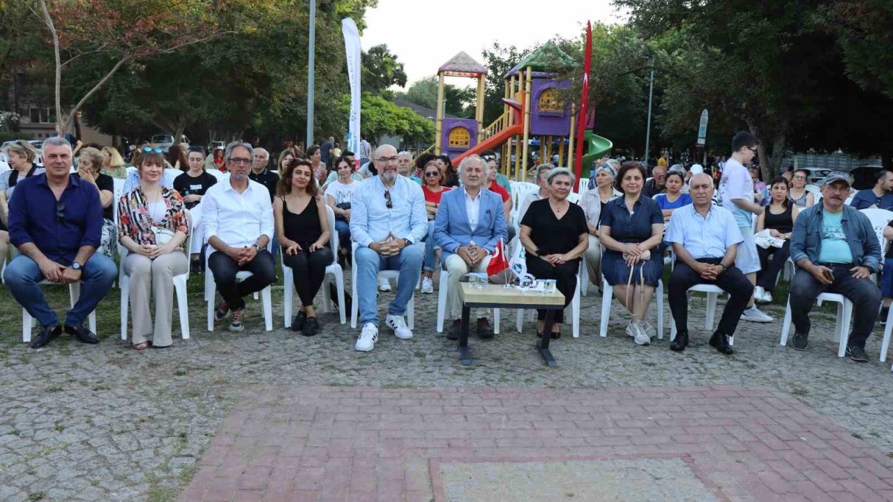 Nazım Hikmet şiirleriyle anıldı