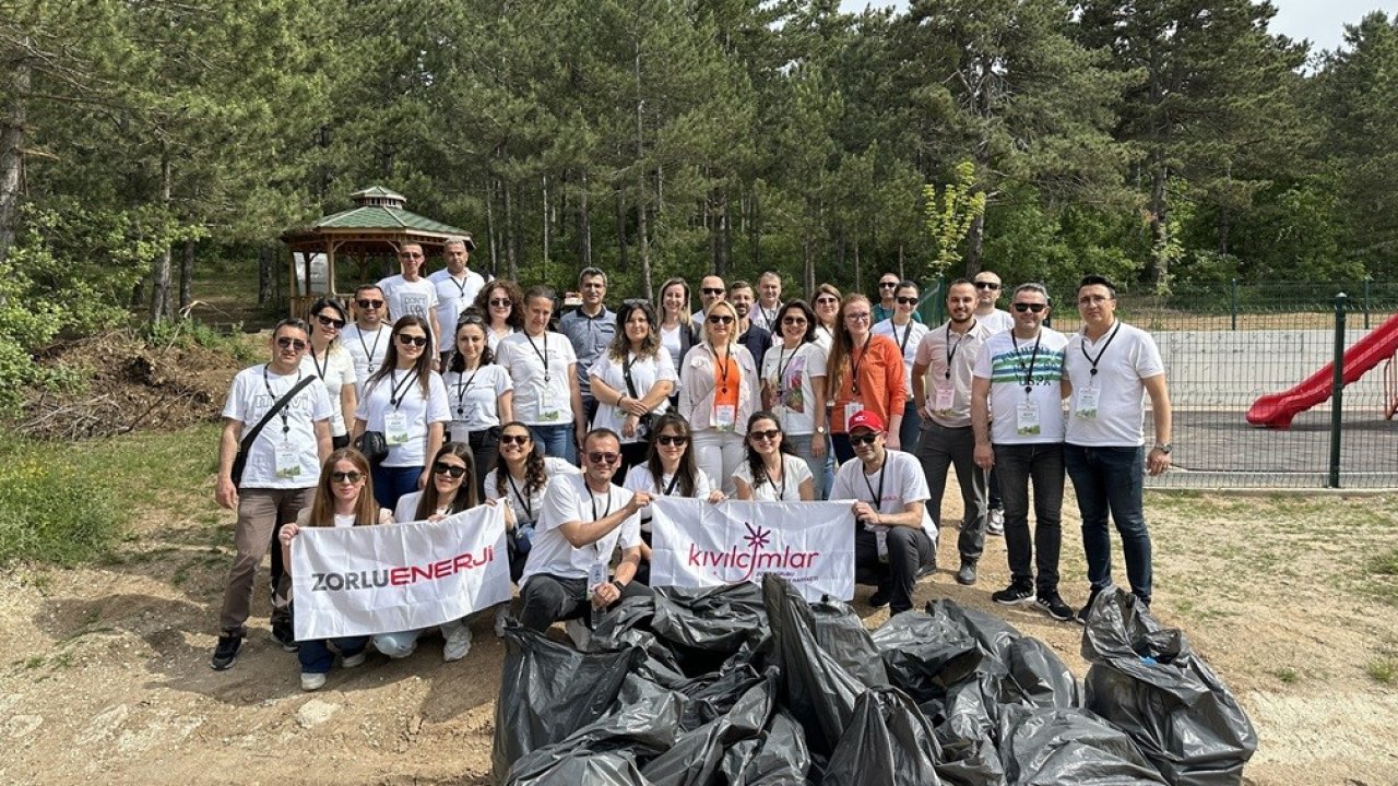 Zorlu Enerji Kıvılcımları çevre temizliği yaptı