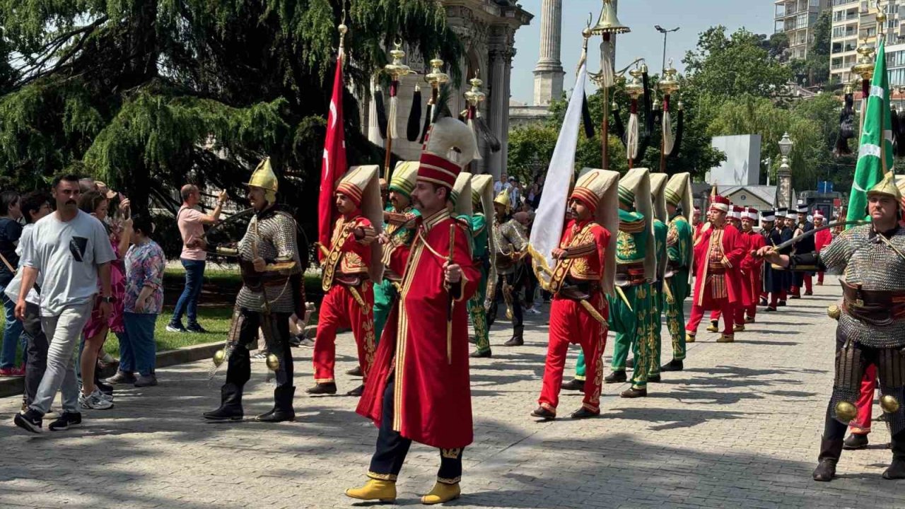 Dolmabahçe Sarayı’nda mehteran coşkusu