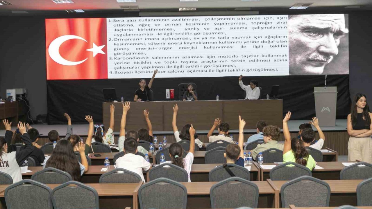 Mersin’de Çocuk Meclisi iklim değişikliğine dikkat çekti