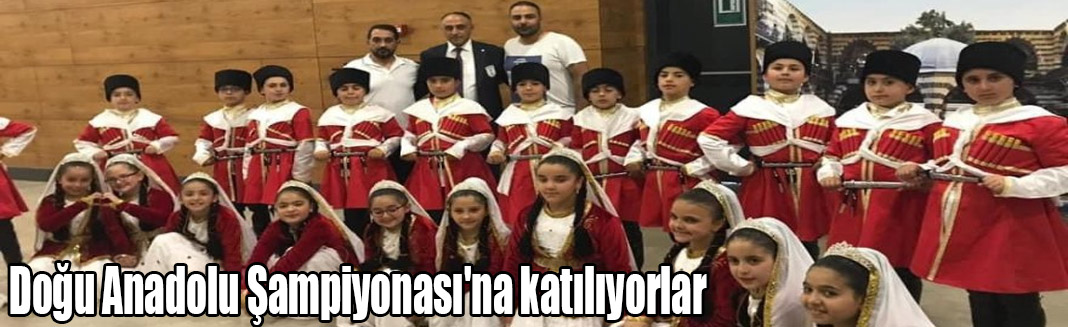 Kars Kafkas Halk Oyunları Ekibi,Doğu Anadolu Şampiyonası'na katılıyor.