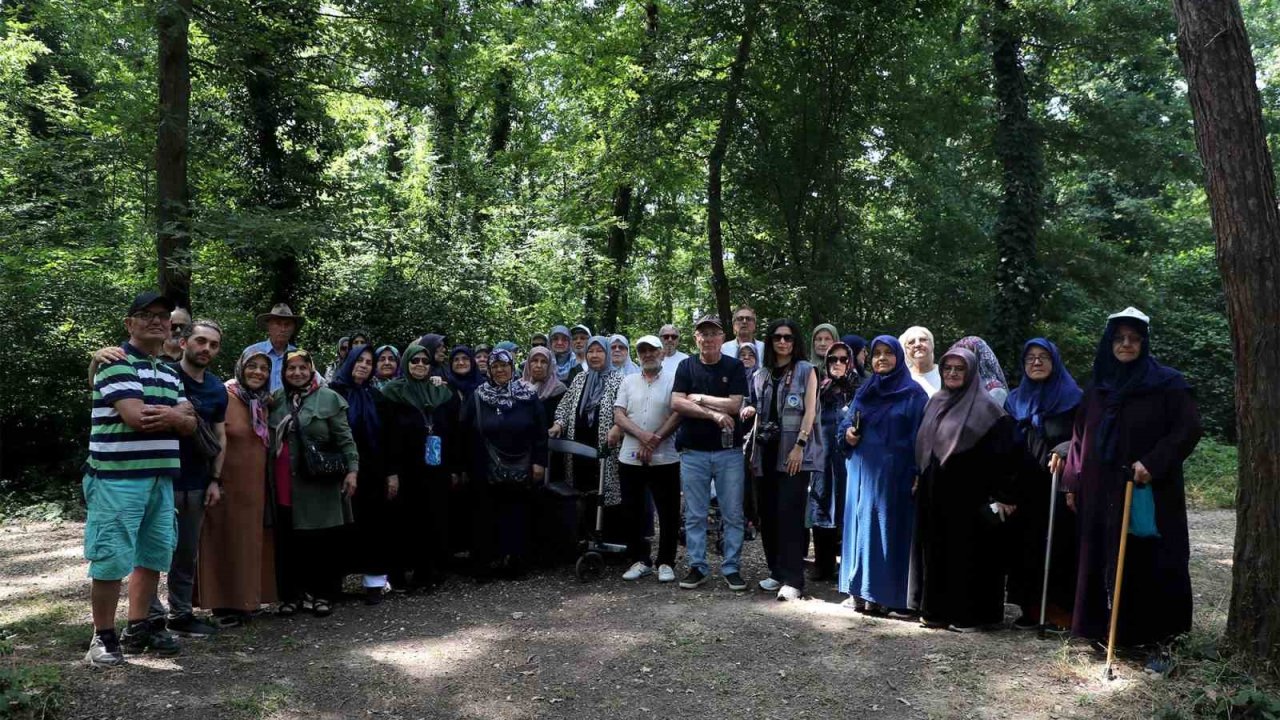 Yaşlılar YADEM’le yeşilin tonları arasında gezintiye çıktı