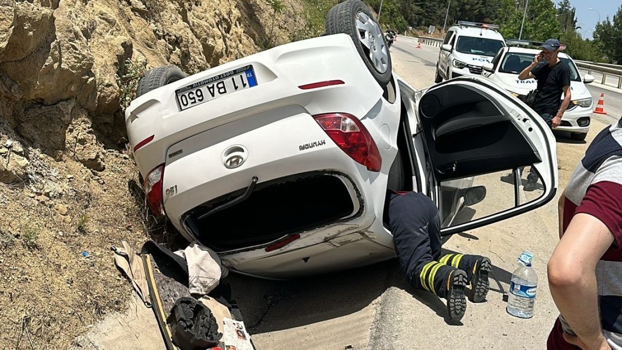 Sulama kanalına devrilen otomobil sürücüsü yaralandı