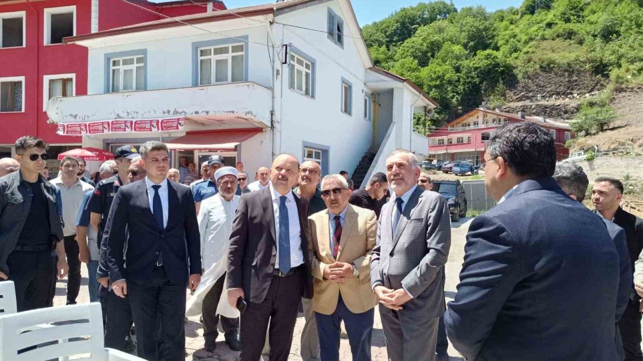 Kastamonu’da restorasyonu tamamlanan cami tekrar ibadete açıldı