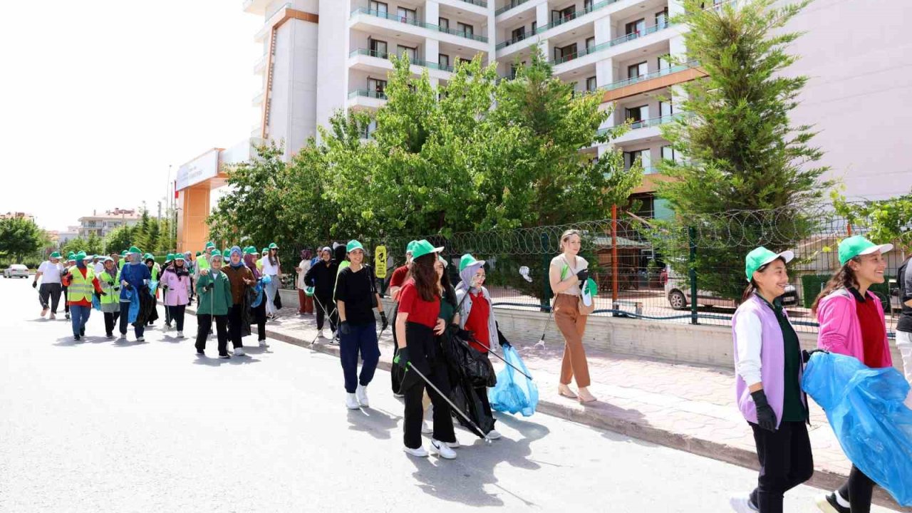 Selçuklu Belediyesi’nden Çevre Haftası’nda temizlik etkinliği