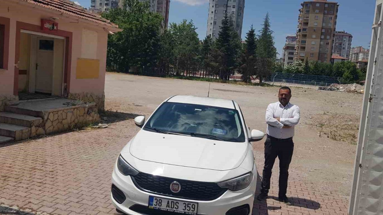 Kayseri Büyükşehir Belediyesi’nden YKS’ye giren öğrencilere ‘acil destek’