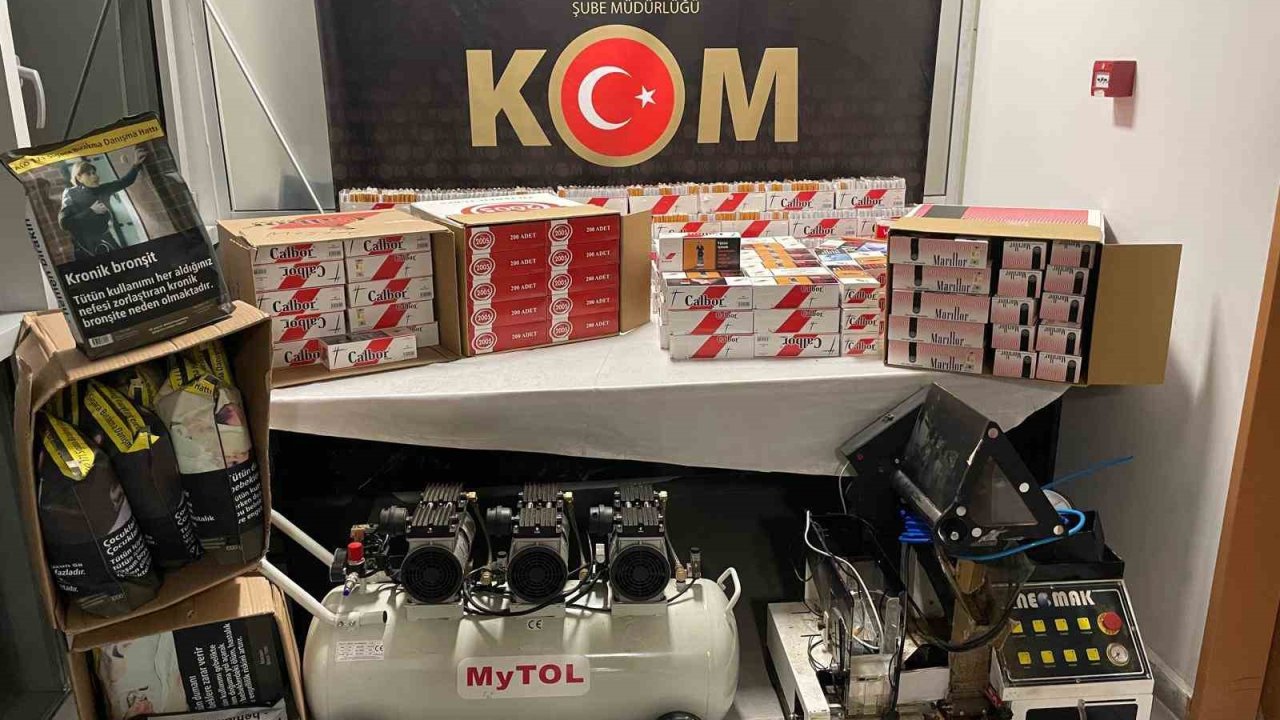 Kütahya’da 19 bin adet içi dolu makaron, 19 kilogram kaçak tütün ele geçirildi