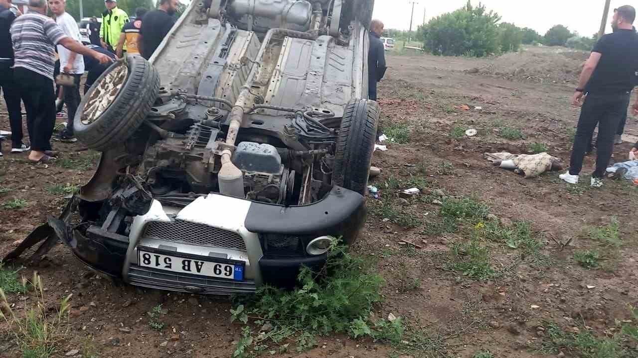 Erzincan’da trafik kazası: 4 yaralı