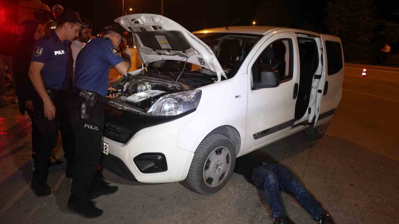 Uygulama noktasına hatalı sürücü değil, aracının motoruna kedi kaçan sürücü geldi