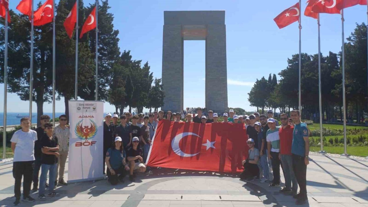 Adana’da eğitim gören 40 lise öğrencisi polis tarafından Bursa ve Çanakkale’ye götürüldü