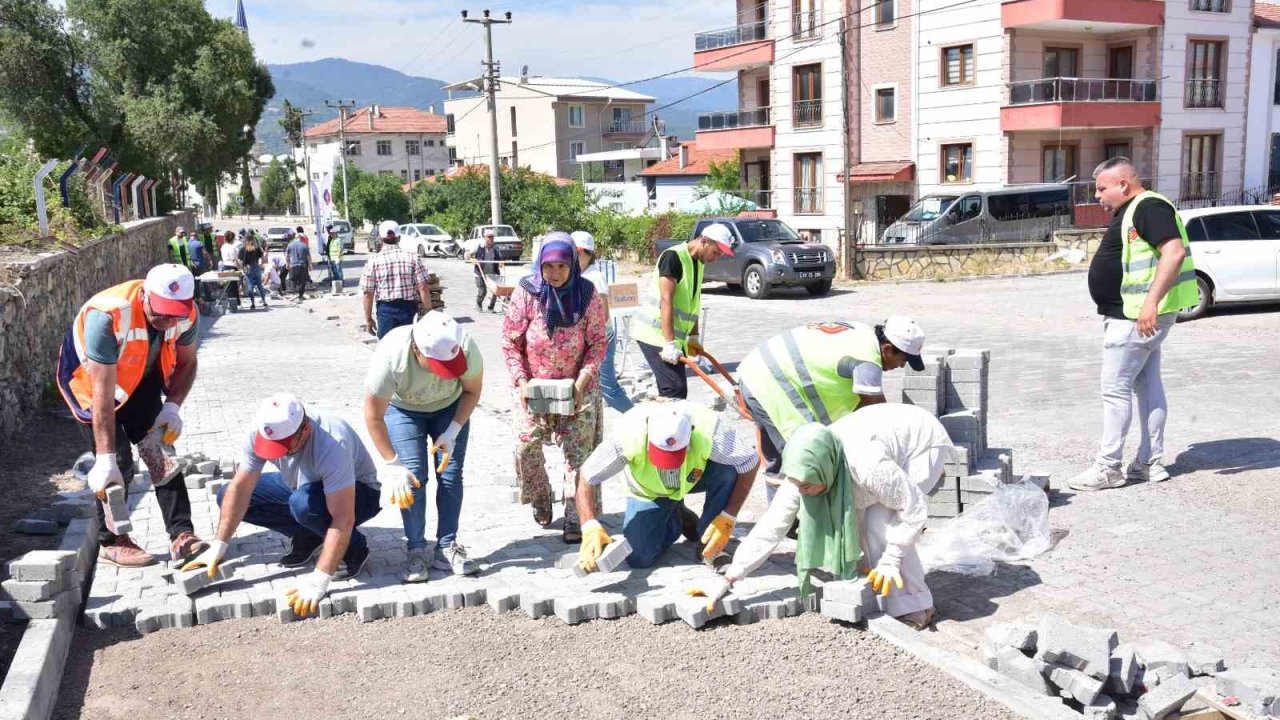 Sındırgı’da imece kültürü canlanıyor