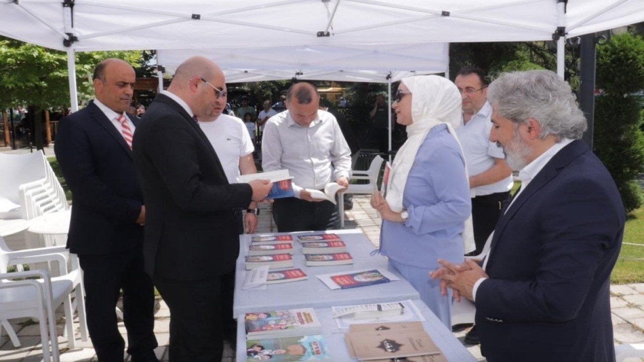 Tavşanlı’da kitap fuarı açıldı