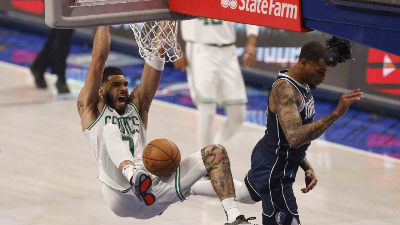 Boston Celtics, NBA final serisinde durumu 3-0 yaptı