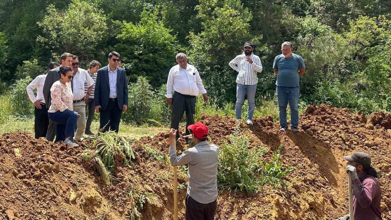 Hisarcık Kaymakamı Bahar su altyapı hatlarındaki çalışmaları yerinde inceledi