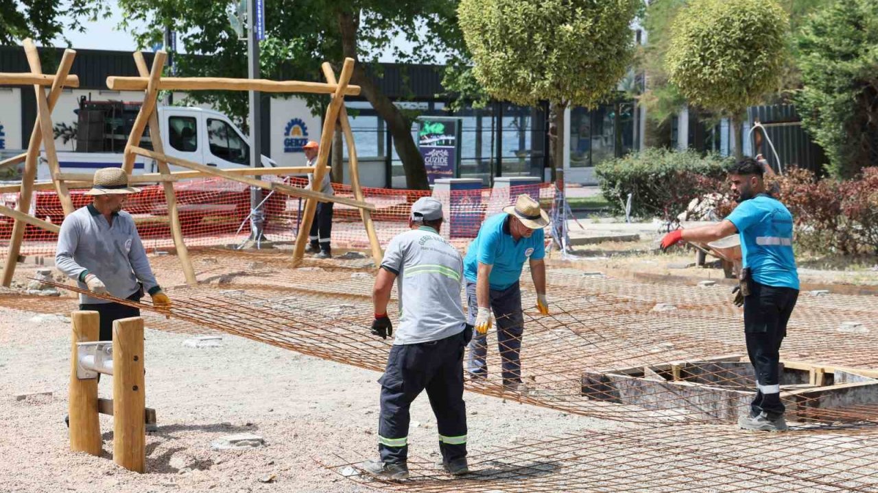 Eskihisar’daki çocuk parkı yenileniyor