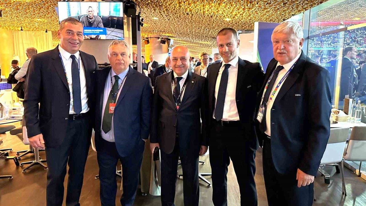 Büyükekşi, EURO 2024 açılışı öncesi FIFA ve UEFA Başkanları ile bir araya geldi