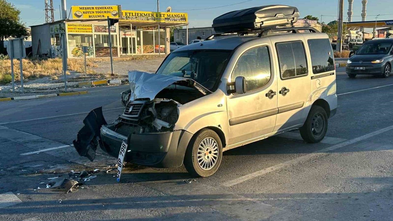 Aksaray’da zincirleme trafik kazası: 5 yaralı
