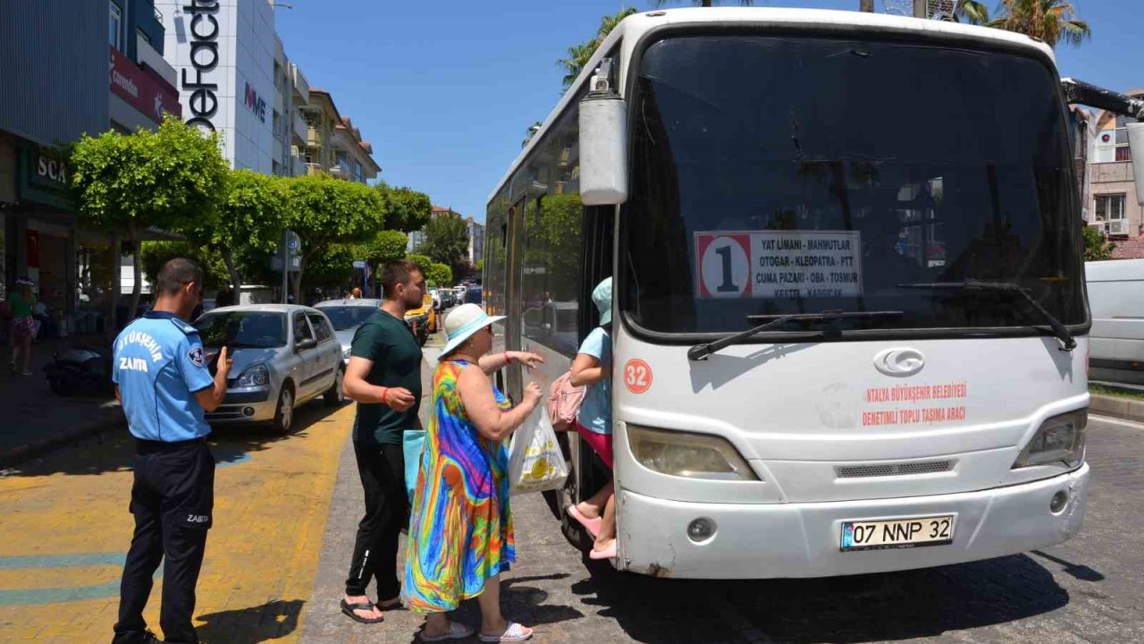 Alanya’da halk otobüsleri ve taksiler denetlendi