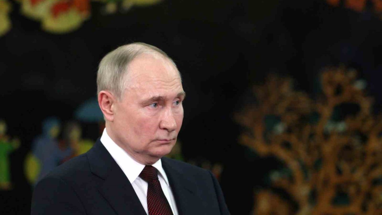 Putin: “Seul’un Kiev’e silah sağlaması bir hata olur”