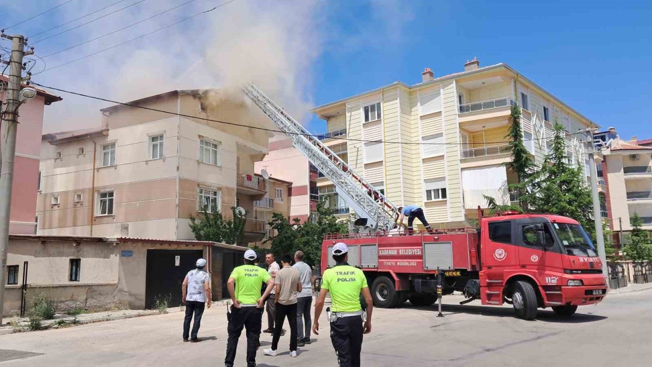 Karaman’da çatı yangını: 1 kişi dumandan etkilendi