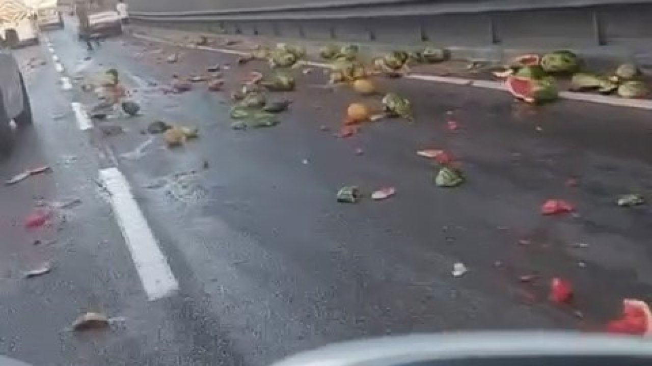 Karpuzlar yola döküldü, yol kayak pistine döndü