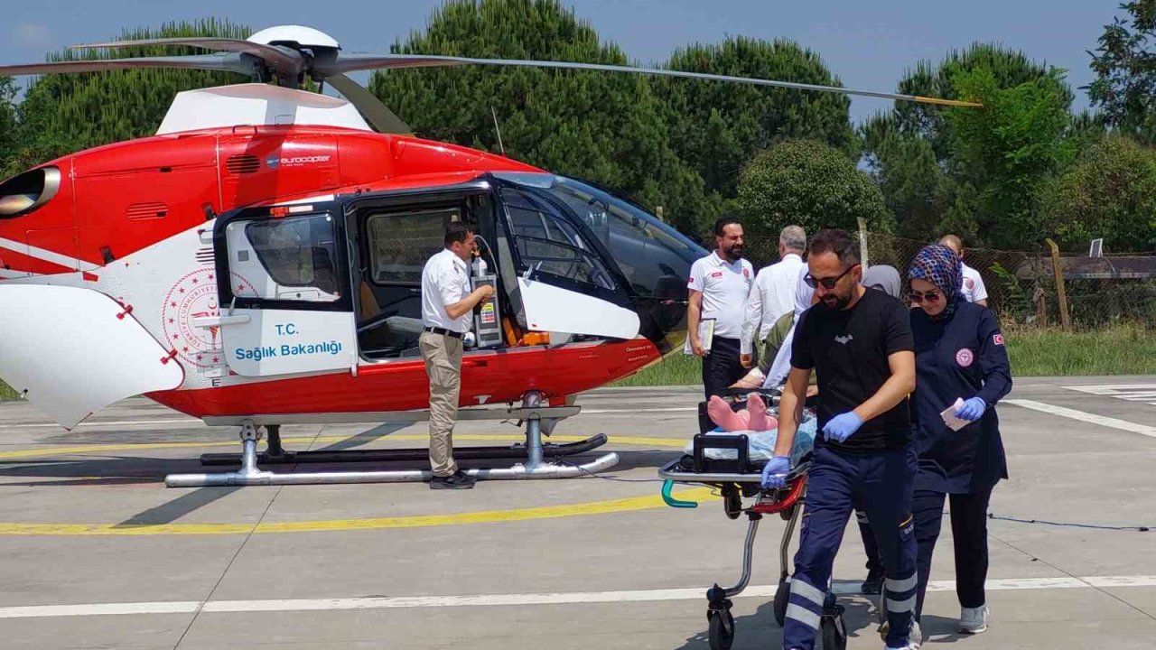 Samsun’da ambulans helikopter yaşlı kadın için havalandı