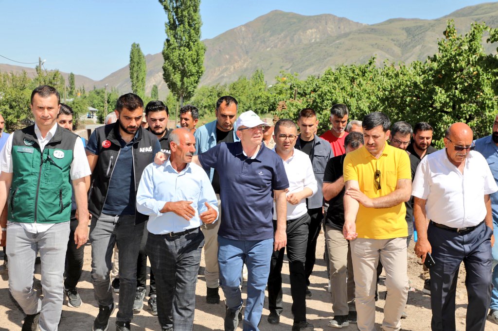 Kars Valisi Polat,Kağızman'da selden etkilenen köylerde