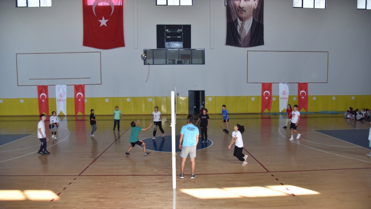 Kartepe’de yaz spor okulları sezonu açılıyor