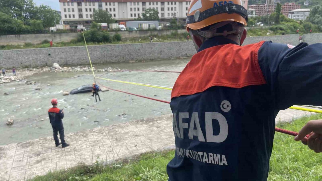 Rize’de AFAD ekiplerinden tatbikat