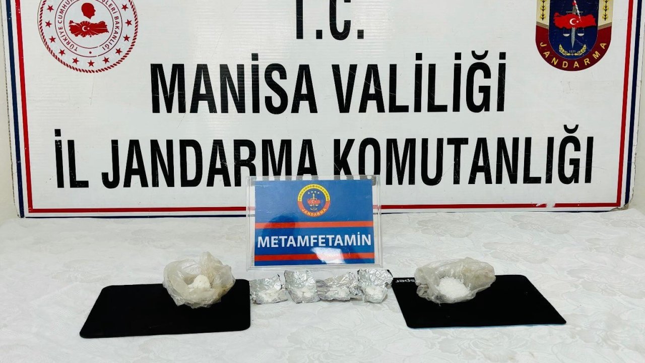 Manisa’da üzerinden metamfetamin çıkan zehir taciri tutuklandı