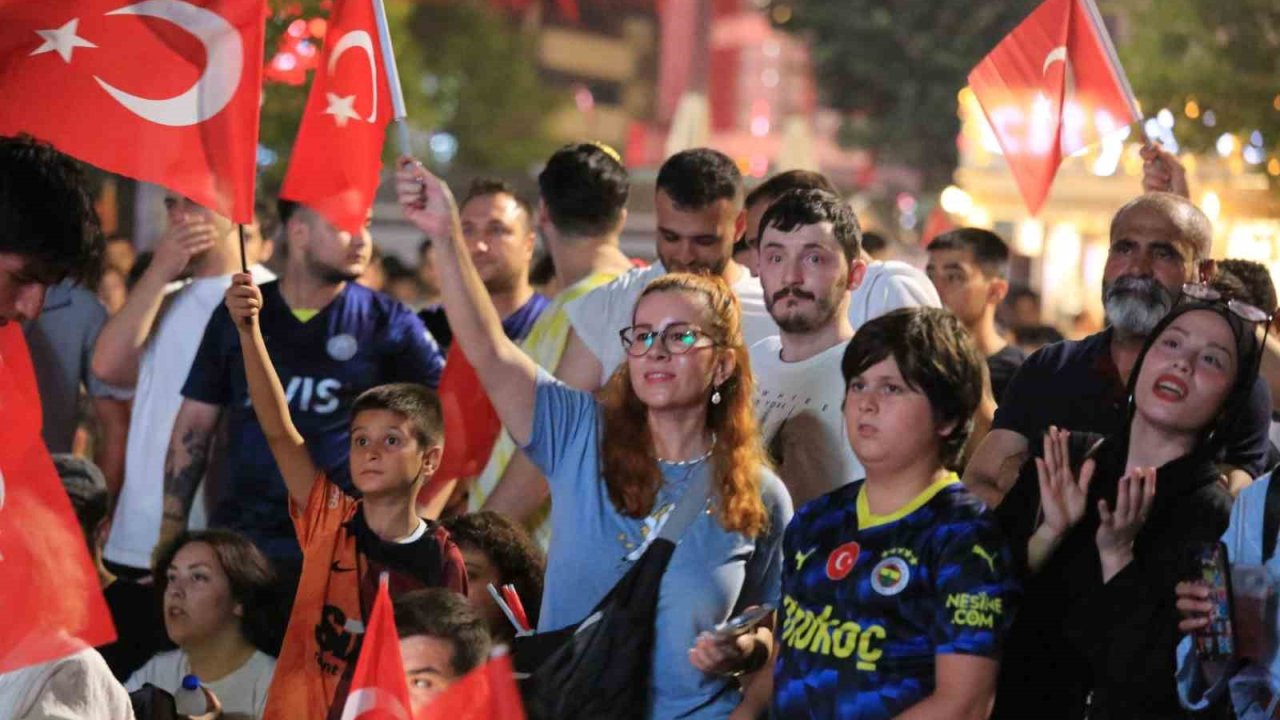 Yalova’da çeyrek final coşkusu