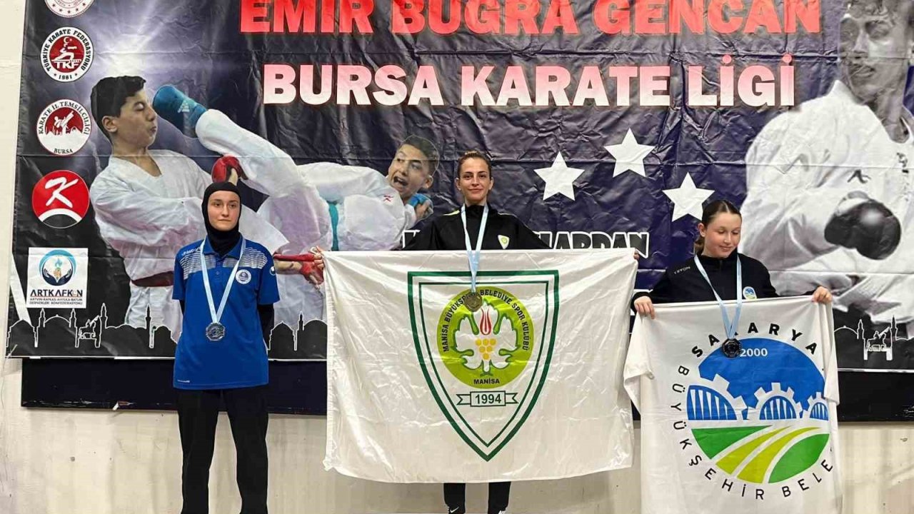 Manisa BBSK’nın karatecileri başarıdan başarıya koşuyor