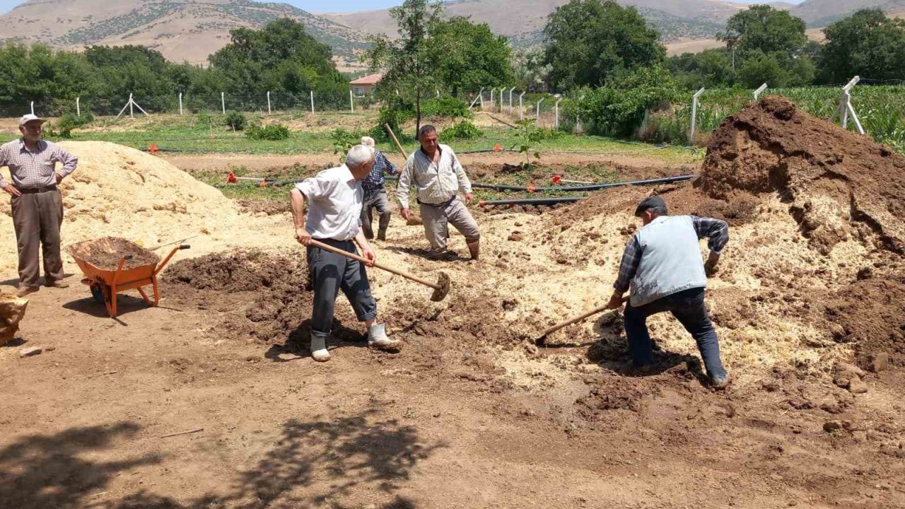 Kayseri’de kerpiç evler yeniden yapılıyor