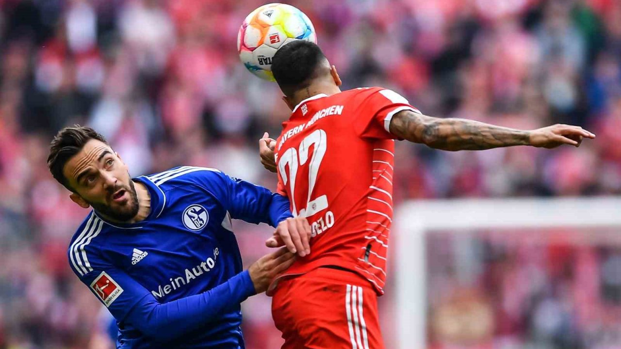 Kenan Karaman, Schalke 04 ile sözleşme yeniledi