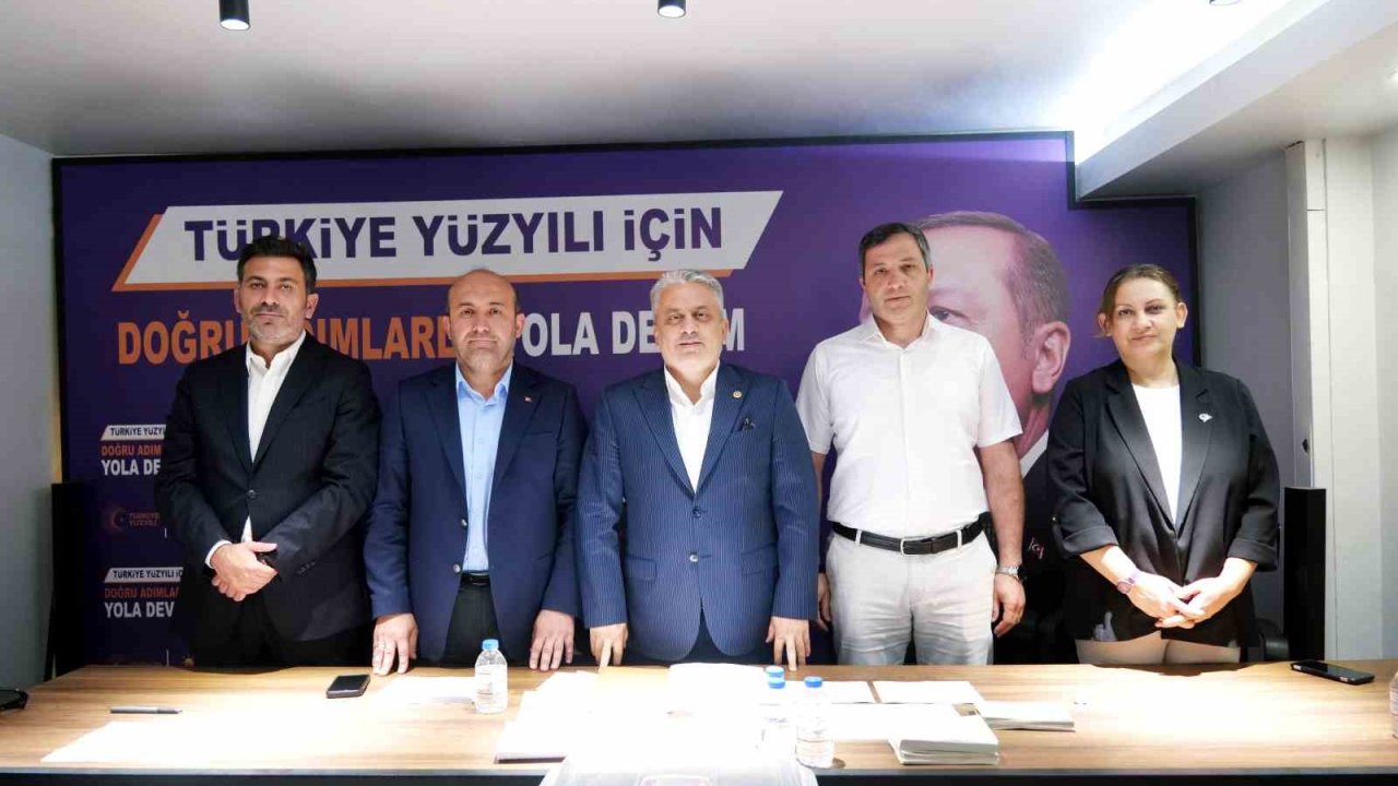 AK Parti Eskişehir’de merkez ilçe temayül yoklamaları tamamlandı