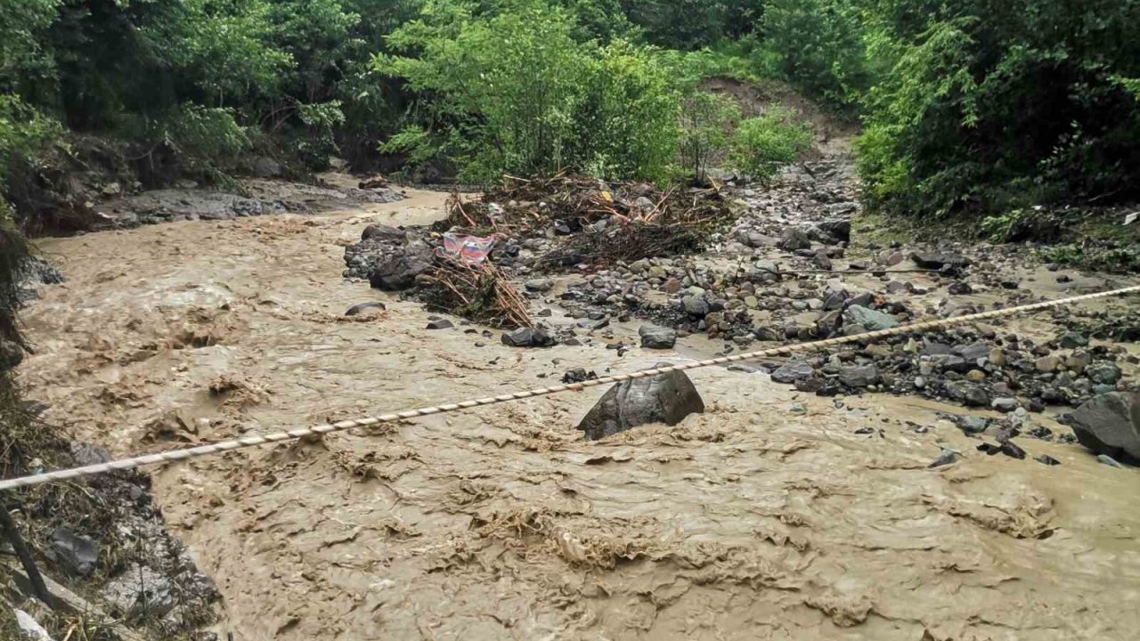 Ordu’da sel sularına kapılan yaşlı kadın hayatını kaybetti