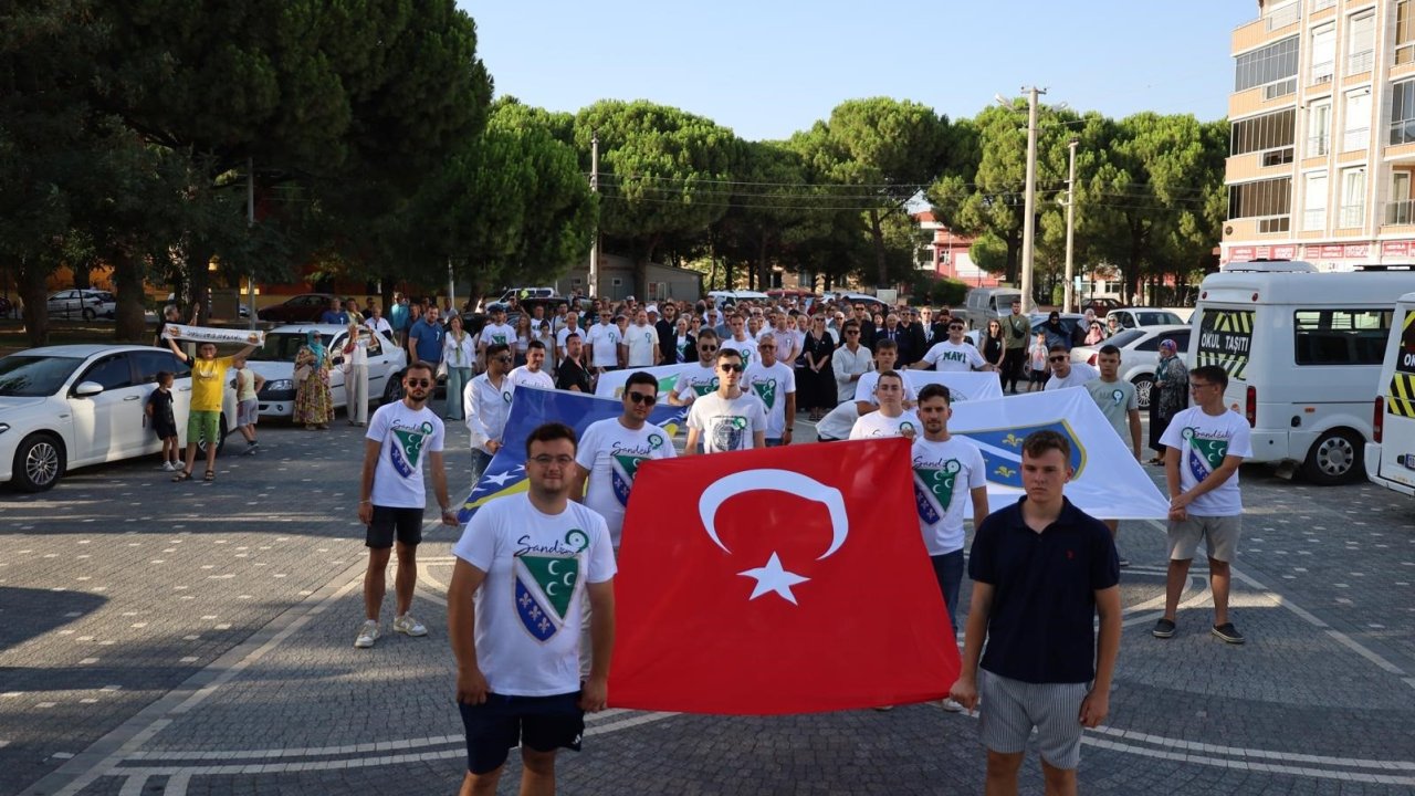 Srebrenitsa Katliamı’nda ölenler Gömeç’te anıldı