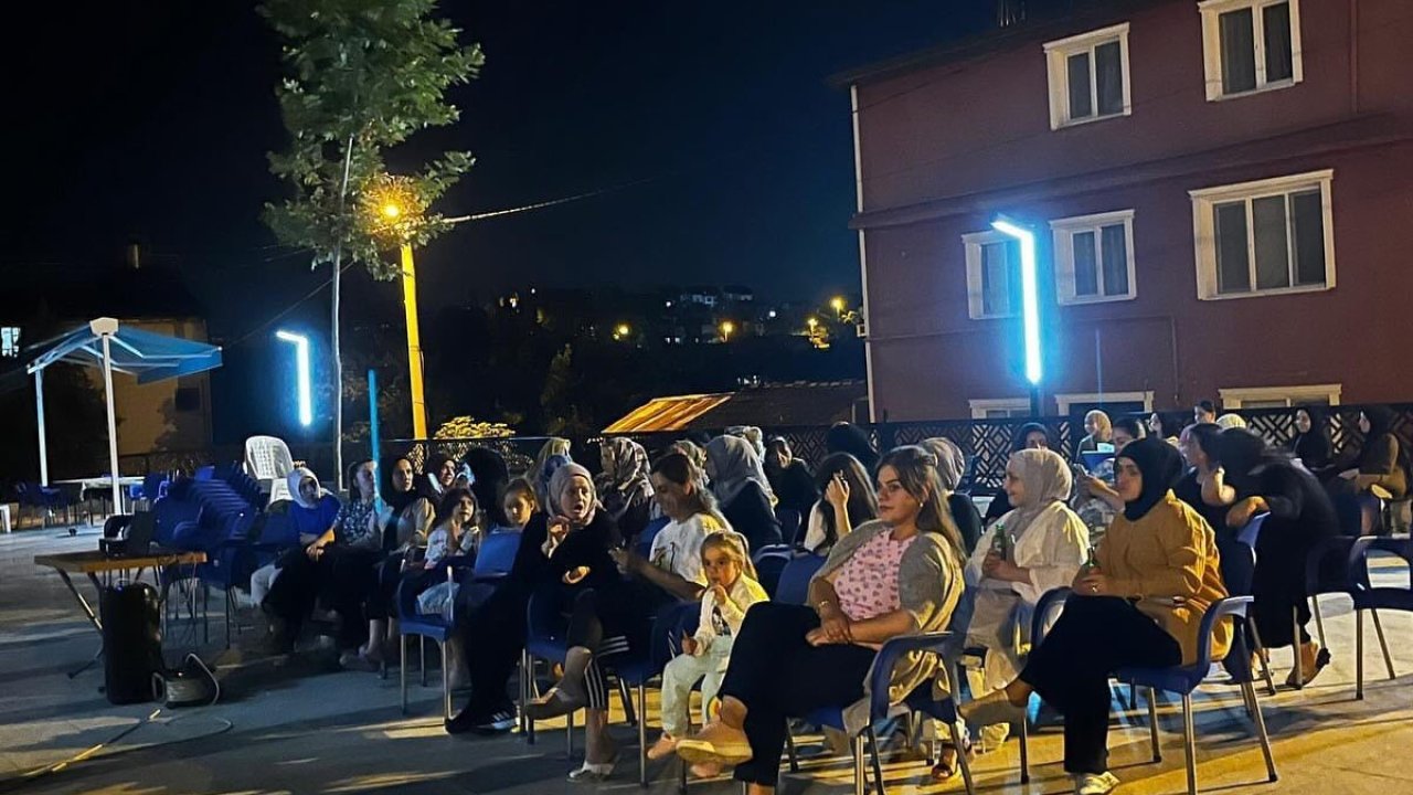 Yenimahale köyünde kadınlara özel açık hava sinema etkinliği