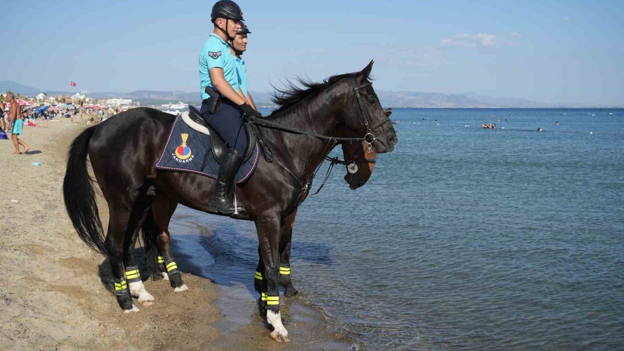 Atlı jandarmalar, plajların güvenliğini sağlayacak