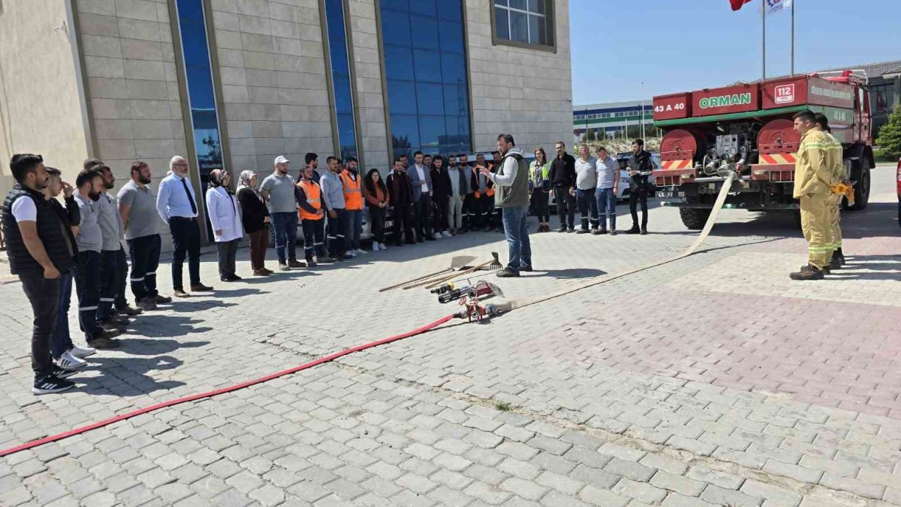 Kütahya’da orman yangınları ile mücadele gönüllü eğitimleri