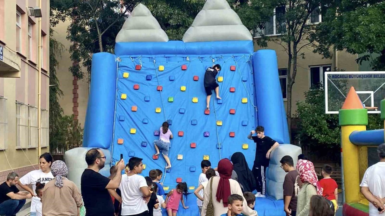 Körfez’de çocuk şenlikleri başladı