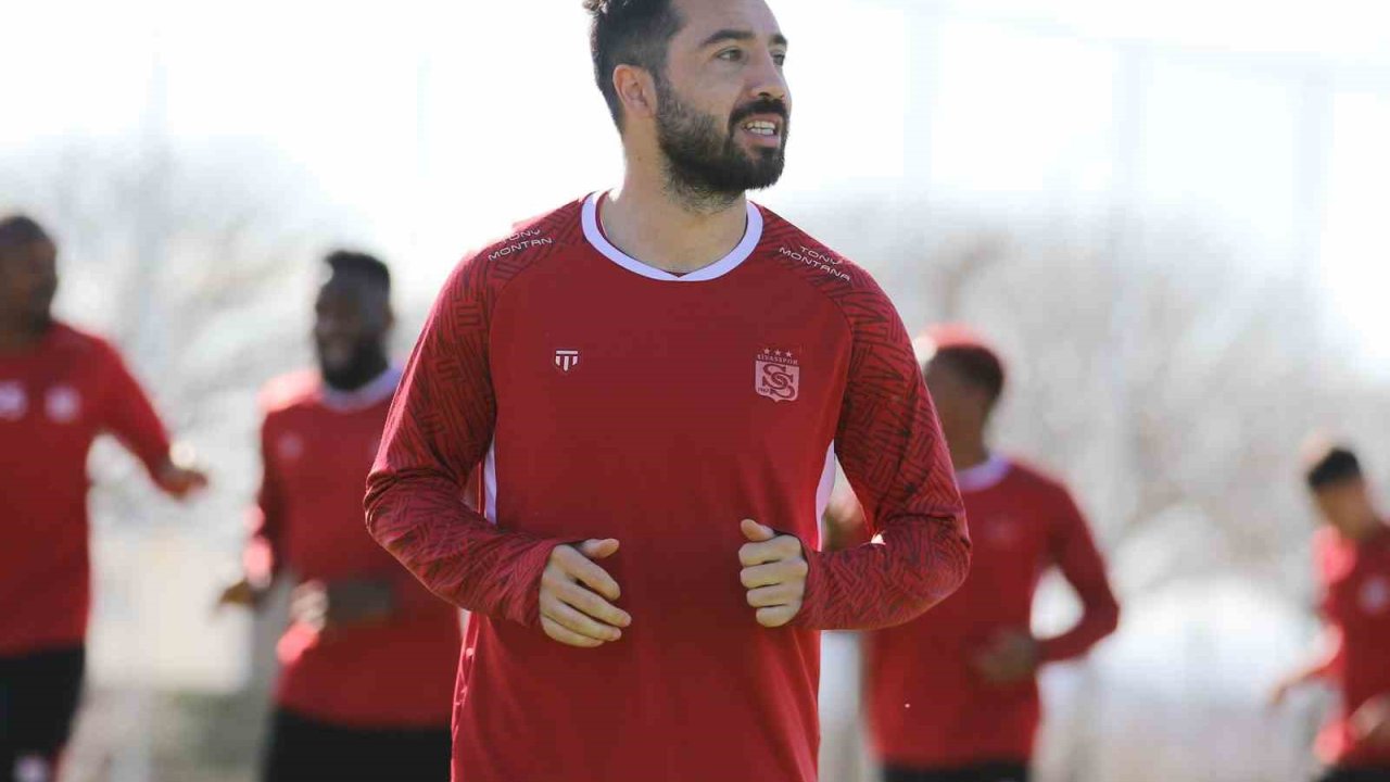 İbrahim Akdağ Sivasspor’dan ayrıldı!