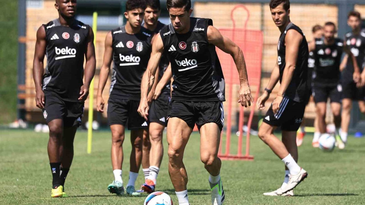 Beşiktaş, yeni sezon hazırlıklarını sürdürdü