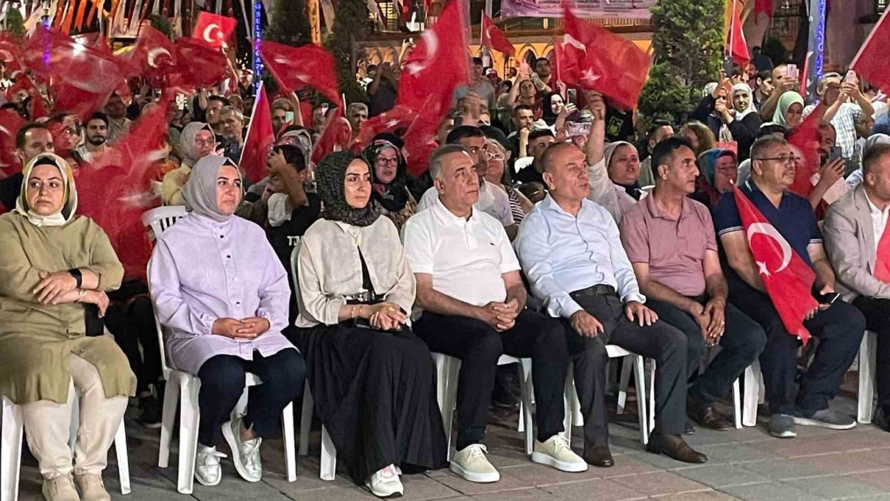 Sultangazi’de 15 Temmuz hain darbe girişiminin 8’inci yıl dönümünde anma programı