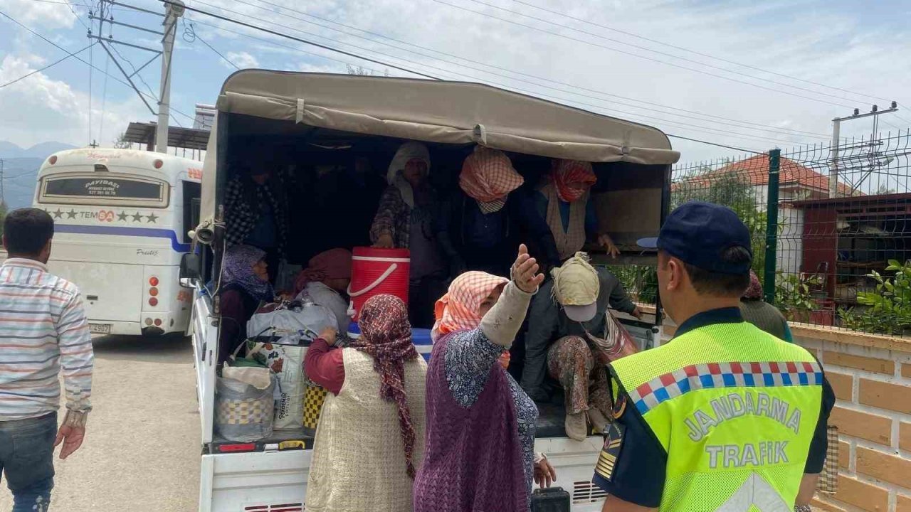 Manisa’da jandarmadan trafik denetimi